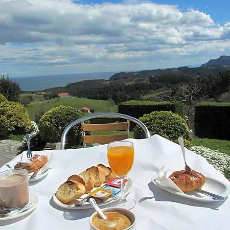 Ermintxo Hotel Ea