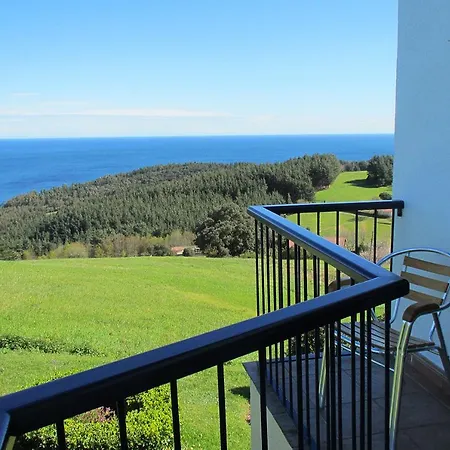 Ermintxo Szálloda *